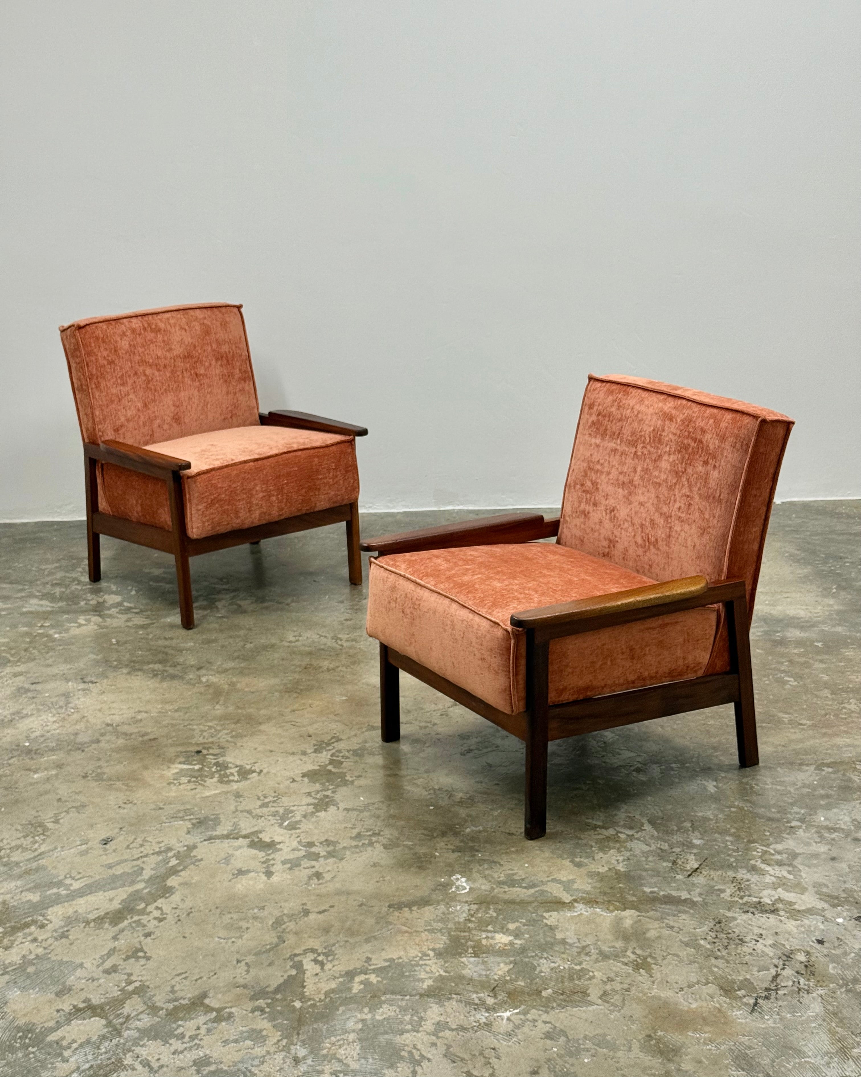 MID-CENTURY ARMCHAIR PAIR