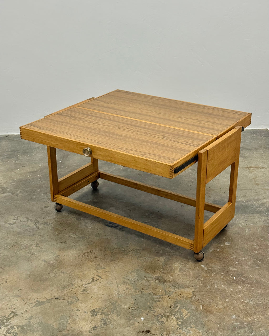 MID-CENTURY METAMORPHIC DRINKS TROLLEY
