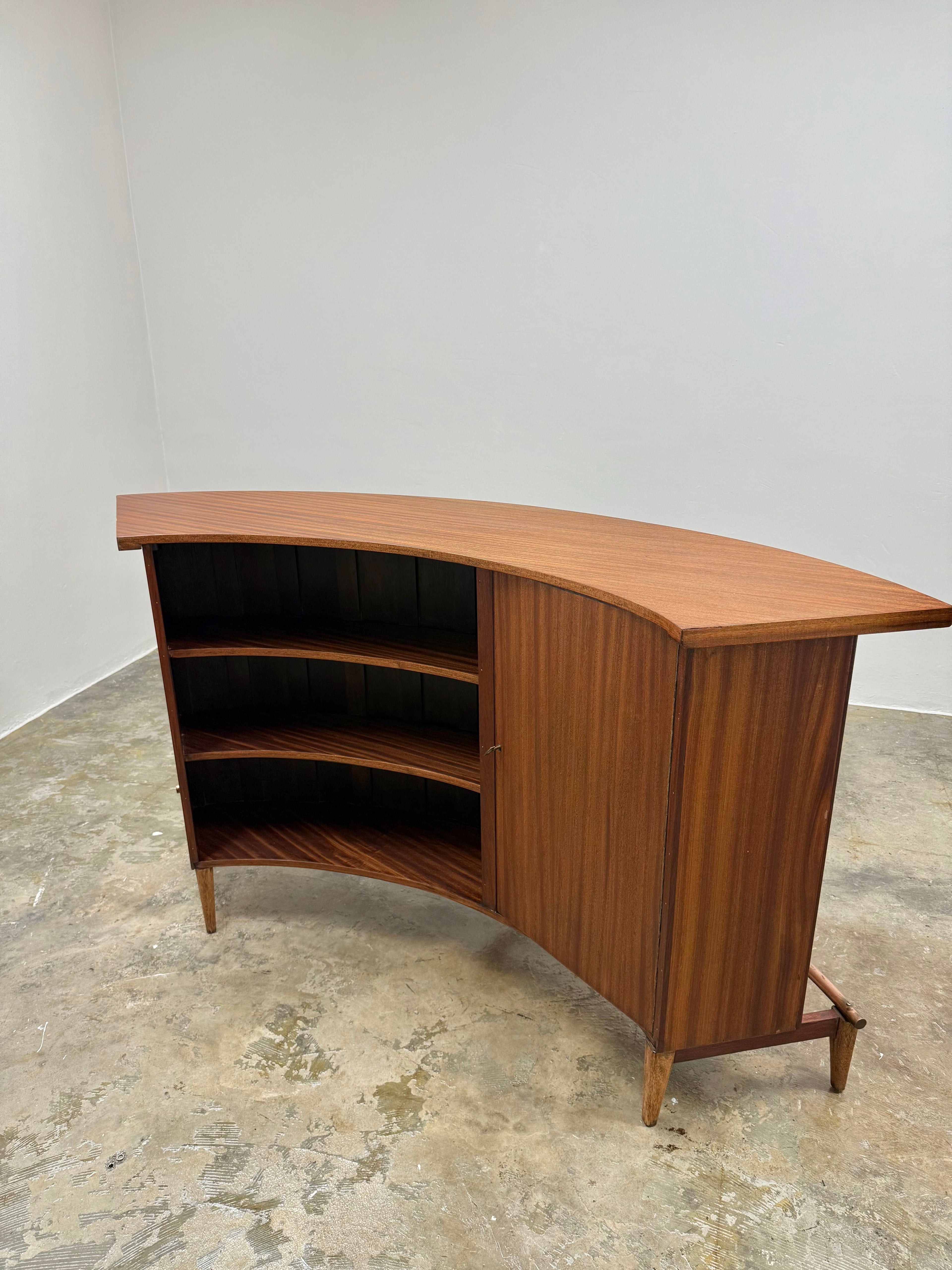 DS VORSTER BAR & STOOLS