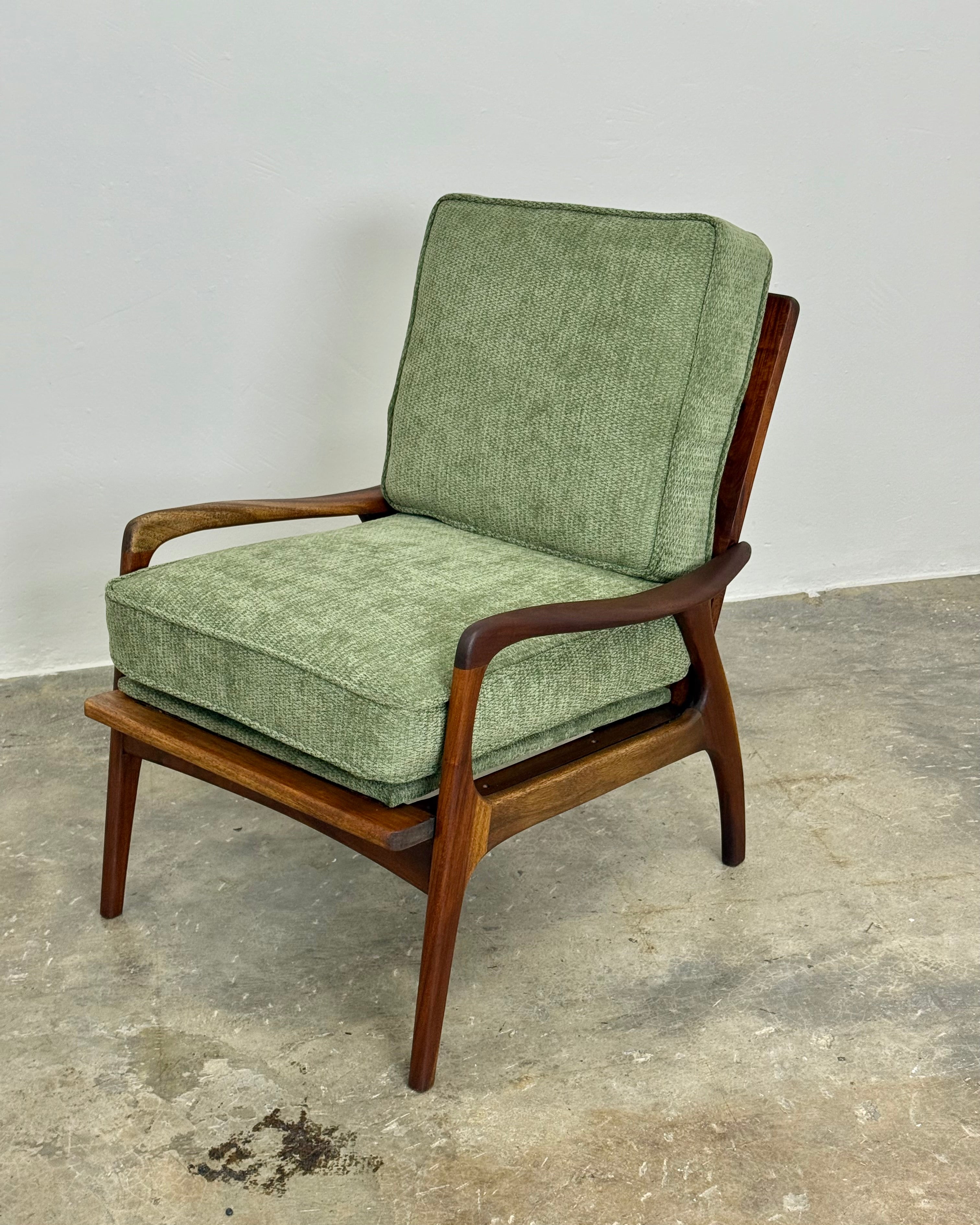 MID-CENTURY ARMCHAIR PAIR