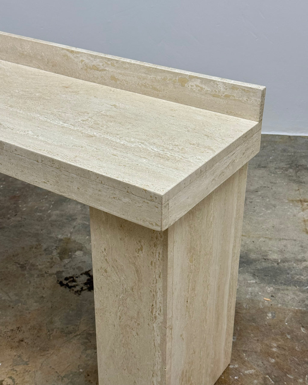 TRAVERTINE SERVER