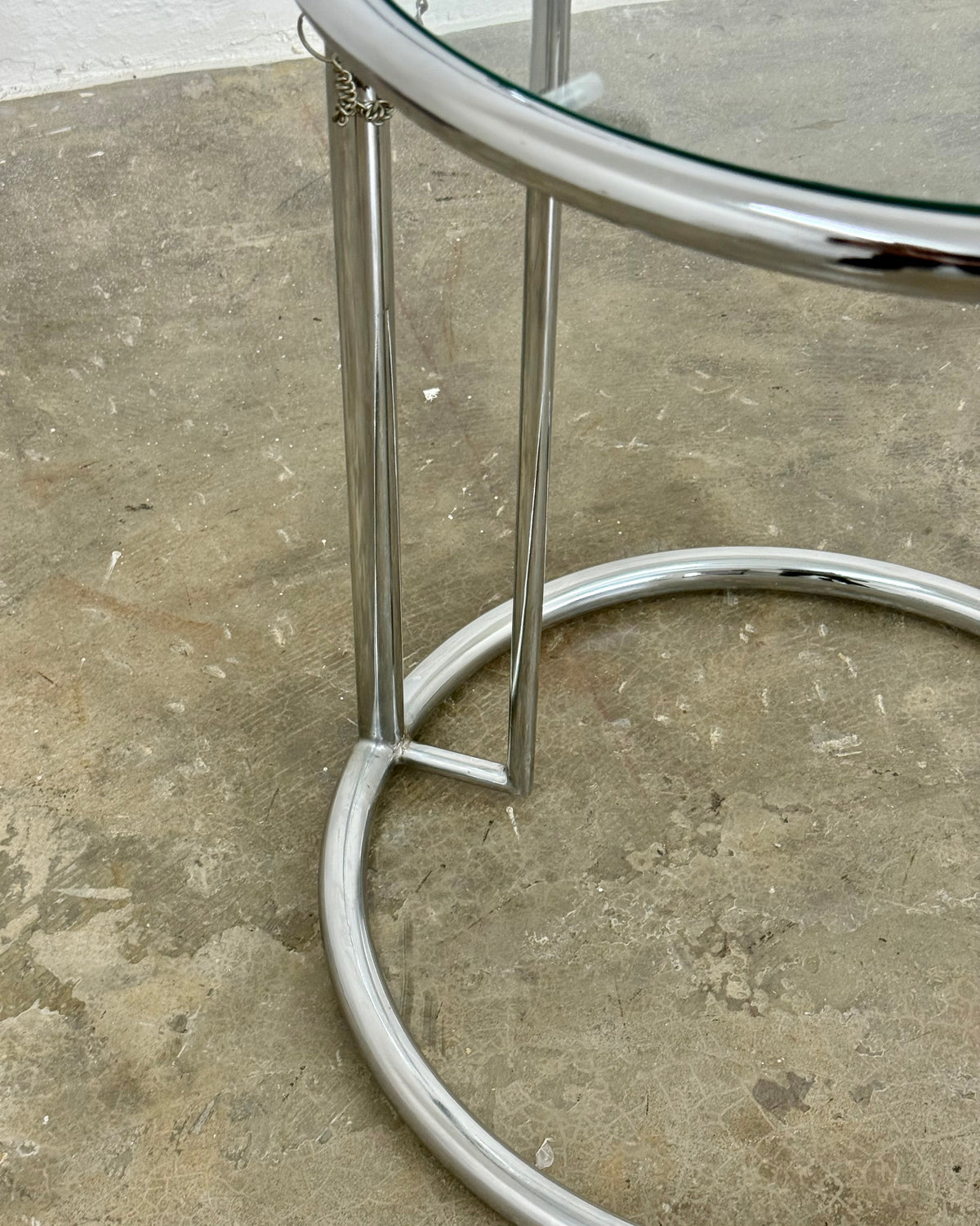 EILEEN GRAY STYLE ADJUSTABLE SIDE TABLE 2