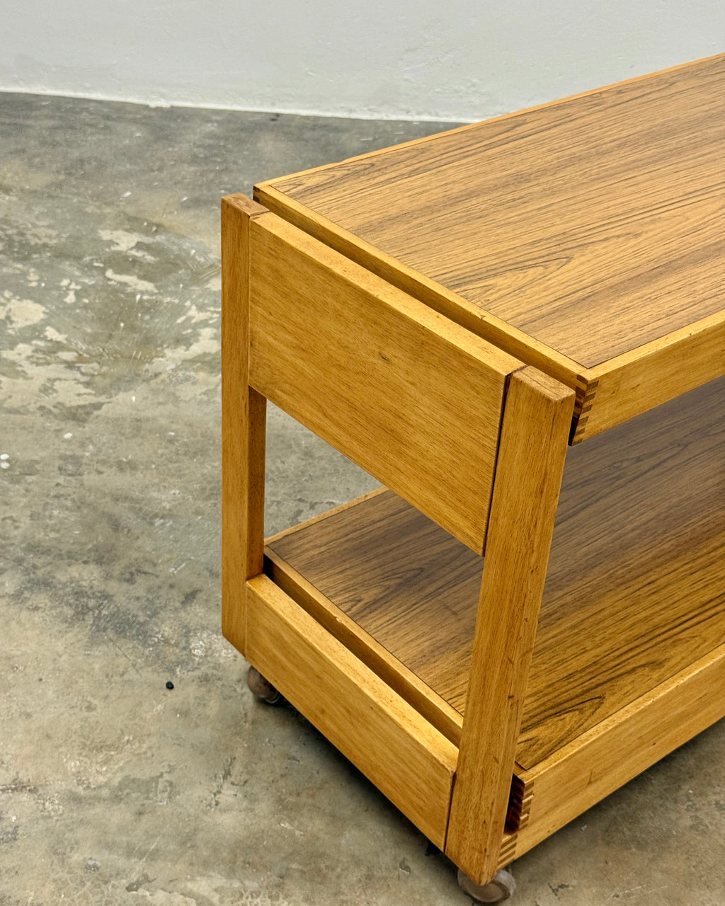 MID-CENTURY METAMORPHIC DRINKS TROLLEY